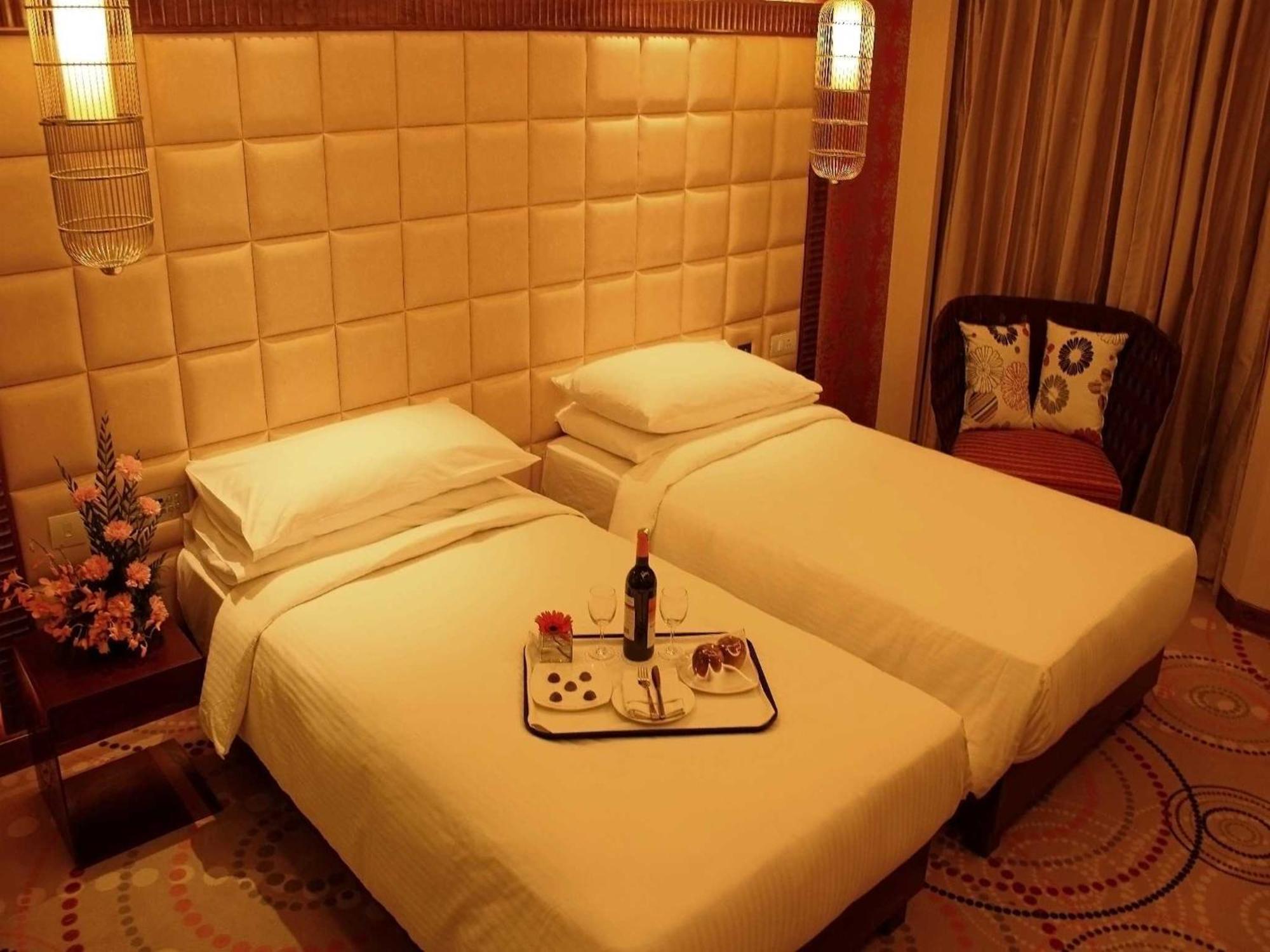 Deluxe Dreibettzimmer mit WLAN sowie 20 % Ermäßigung auf Speisen und alkoholfreie Getränke
